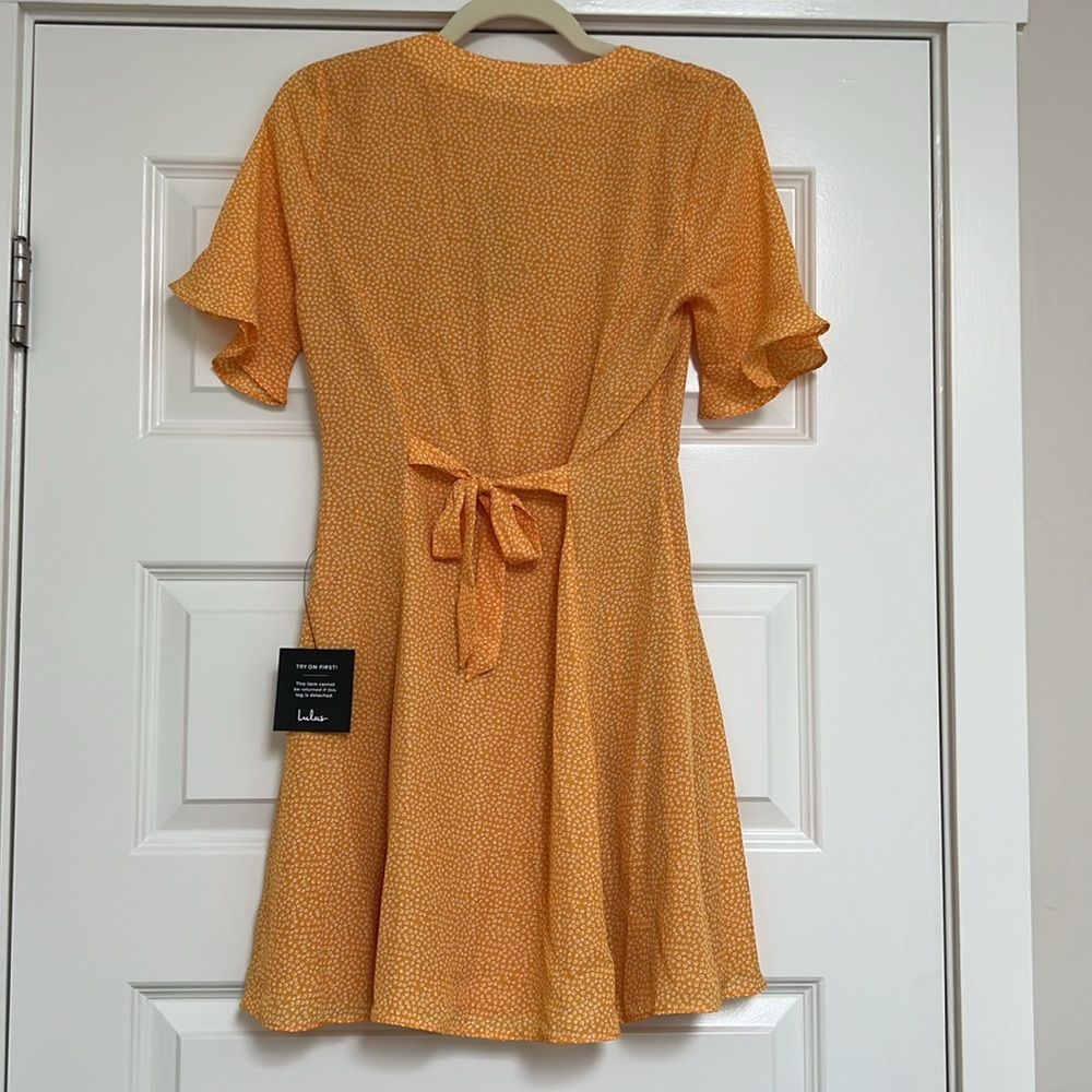 NWT Lulu's Yellow Print Button-Up Dress - Picture 2 of 5